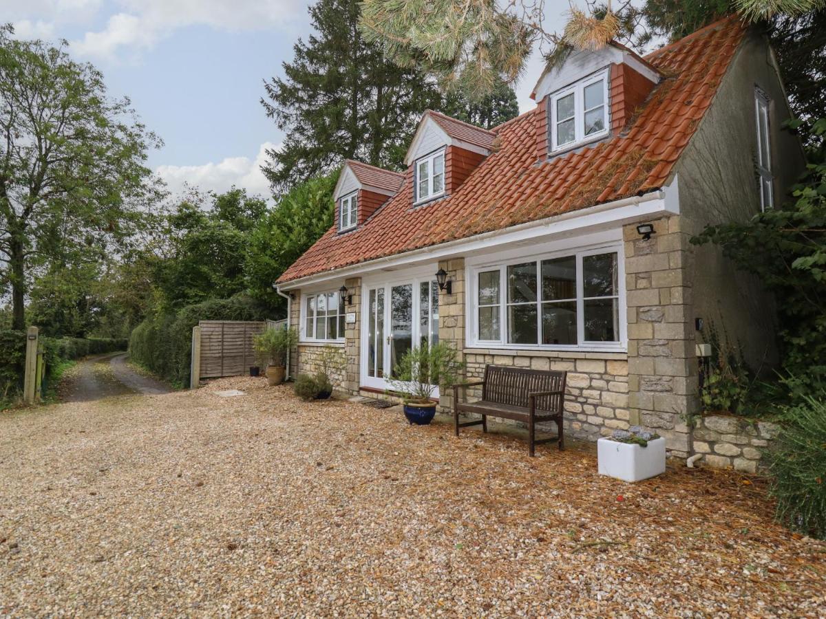 The Cottage At Barrow Mead Bath Exterior photo